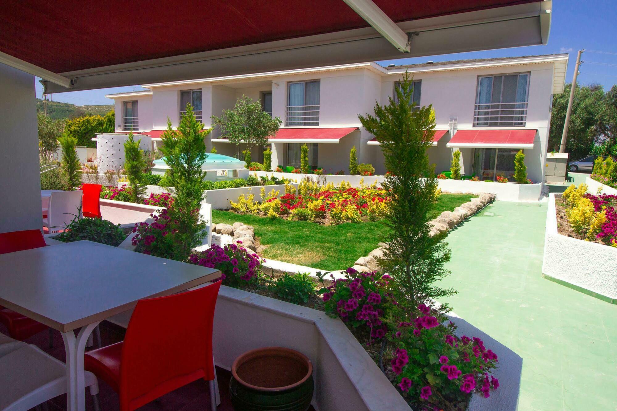 Vela Garden Resort Cesme Bagian luar foto